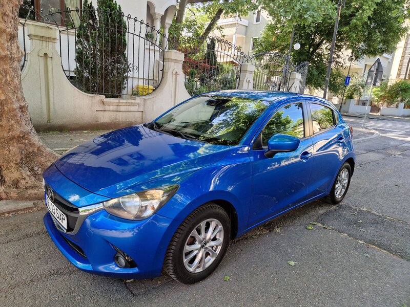 Mazda 2